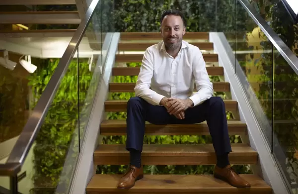 Amazon vs. Mercado Libre: Quin gana la pelea?