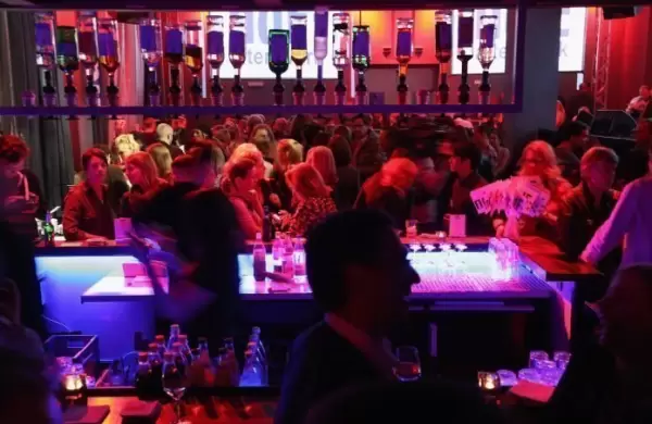 La importancia de relacionarse con los compañeros fuera del trabajo