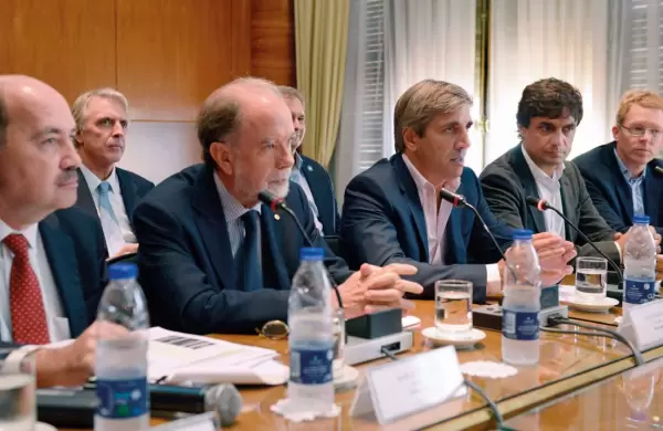 Préstamos, créditos, cuotas, reactivación y elecciones