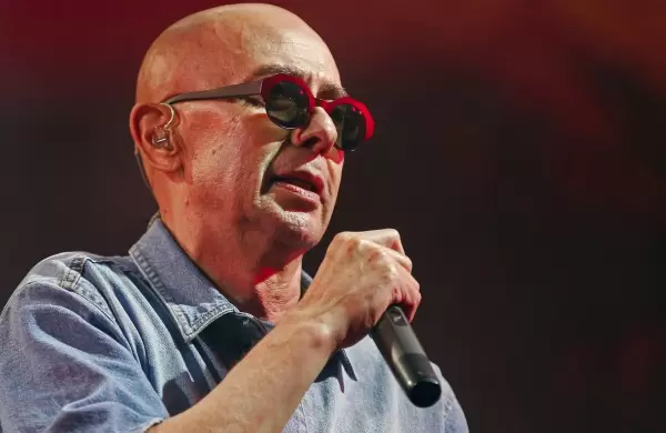 Audios: El Indio Solari public dos temas inditos de Luzbelito