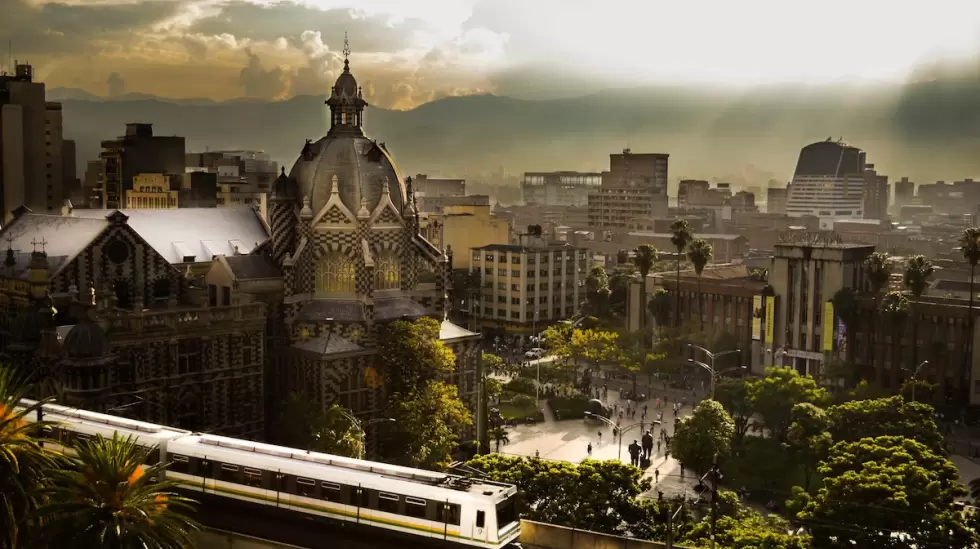 1.-MEDELLÍN