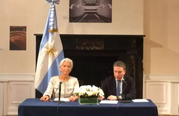 Nicolás Dujovne presentó el nuevo acuerdo con el FMI junto a Christine Lagarde