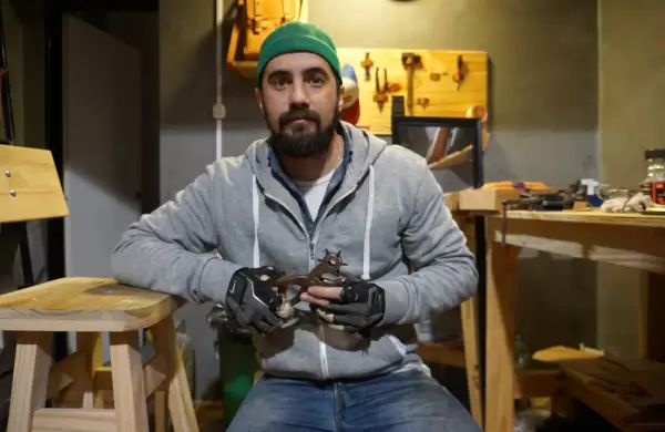 Del maletín al morral