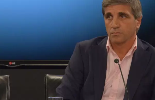 Dlar a $ 28,80: los 3 desafos de Caputo tras su debut