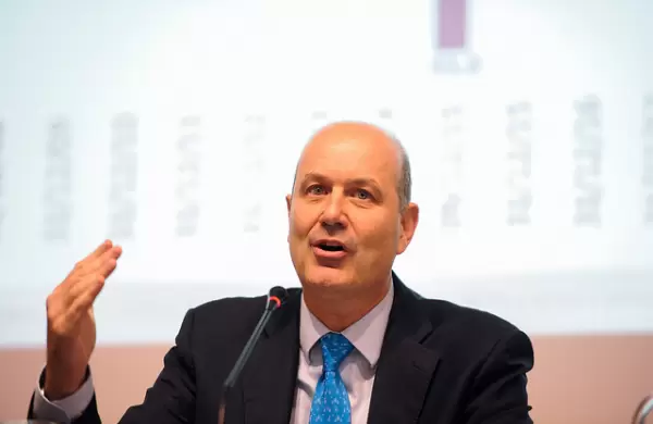 Caputo busca recuperar la credibilidad que perdió Sturzenegger