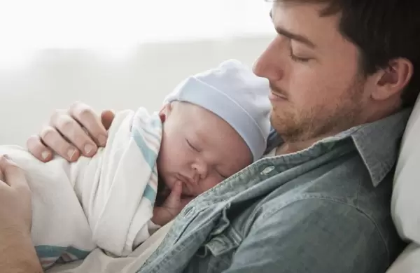 Licencia por paternidad: Empresas que “desacatan la ley”