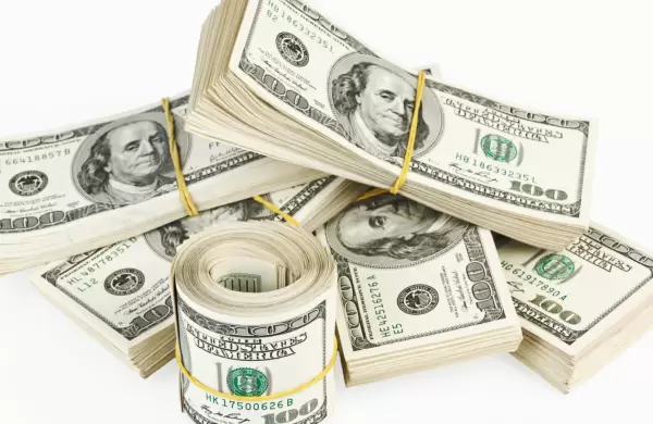 Tres claves de por qu (y por qu no) invertir en dlares