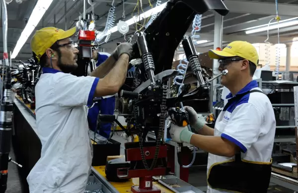 El empleo registrado en los principales centros urbanos cayó 2,7% en noviembre