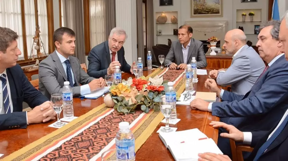 nqn-18-12-2019-delegacion-rusa-visita-la-provincia-14-47-55-1