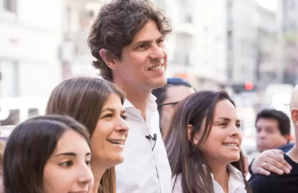 Lousteau quiere ?hacer líó en el radicalismo, después de la derrota