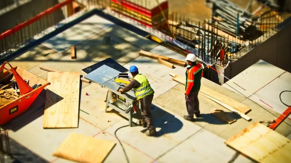 construccion-por-la-crisis-se-dejo-de-despachar-cemento-equivalente-a-150-000-vi