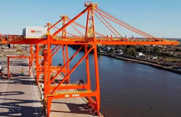 El Puerto de La Plata busca dejar de ser marginal