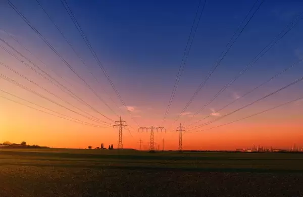 A pocos días de dejar el cargo, Macri lanza un plan de obras eléctricas hasta 2023