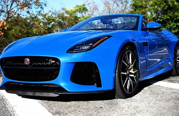 Jaguar F-Type SVR: los detalles de la fiera automotriz que busca sorprender los mercados