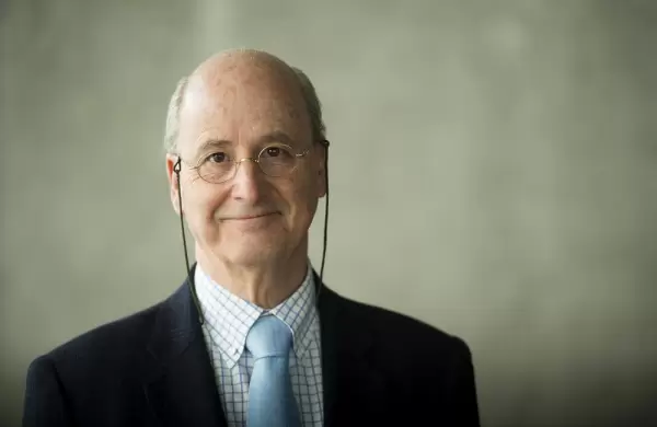 Stéphane Garelli: "La guerra comercial está recién en el comienzo"