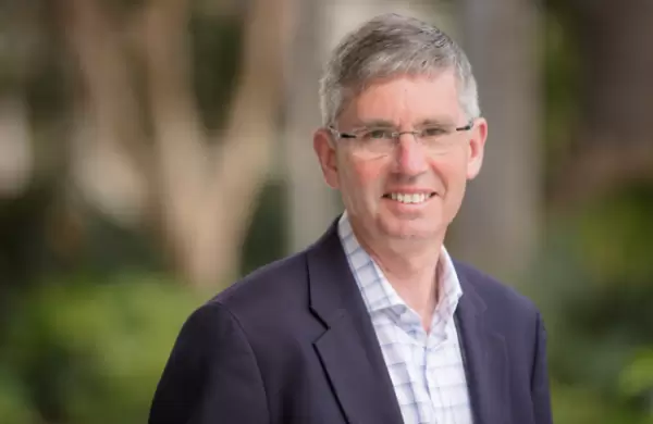 Gordon Naylor, CEO de Seqirus: Planeamos exportar vacunas contra la gripe desde Argentina