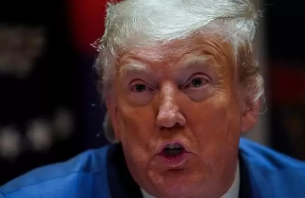 Trump analiza “cortar toda relación” con China por la crisis del coronavirus