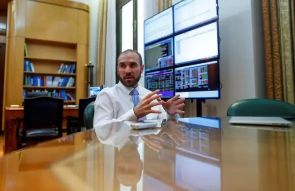 Guzmn tiene todo listo para su gira por Europa para sumar apoyos en la negociacin con el FMI