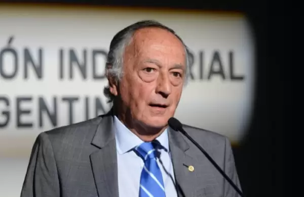 Acevedo: "Hoy está trabajando menos del 25% de la industria y ni siquiera lo hace al 100%"