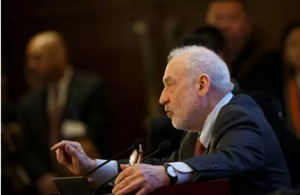 138 economistas de primer nivel mundial firmaron una carta abierta para apoyar la renegociación de Guzmán