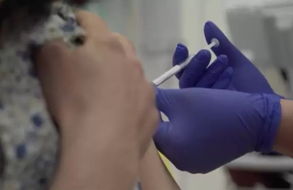 Pfizer comenzó a probar una vacuna para el coronavirus en seres humanos en EE.UU.