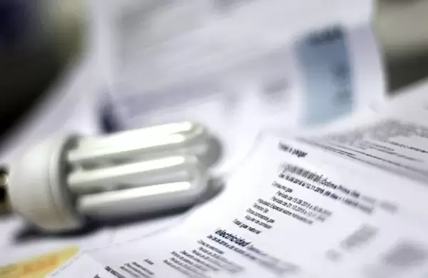 El Gobierno extiende el congelamiento de tarifas eléctricas hasta el 31 de octubre