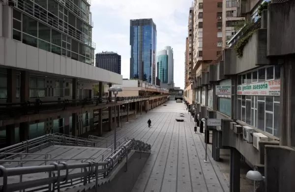 El coronavirus destruyó casi 300.000 empleos en España y paralizó a medio millón de trabajadores