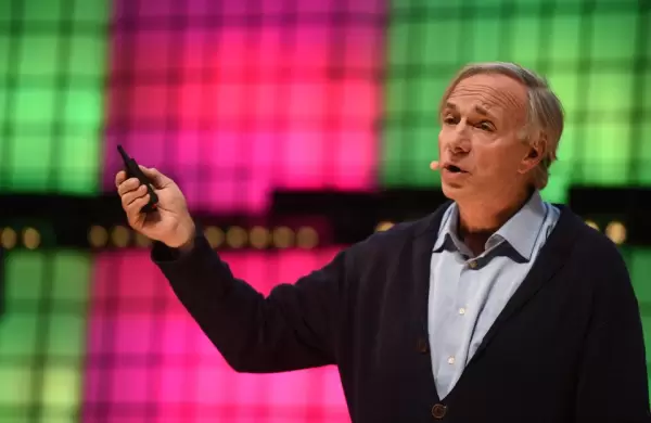 Ray Dalio: “La reestructuración tardará entre 3 y 5 años”