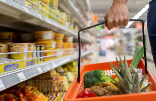 El consumo masivo se derrumbó en enero tras el salto de la inflación