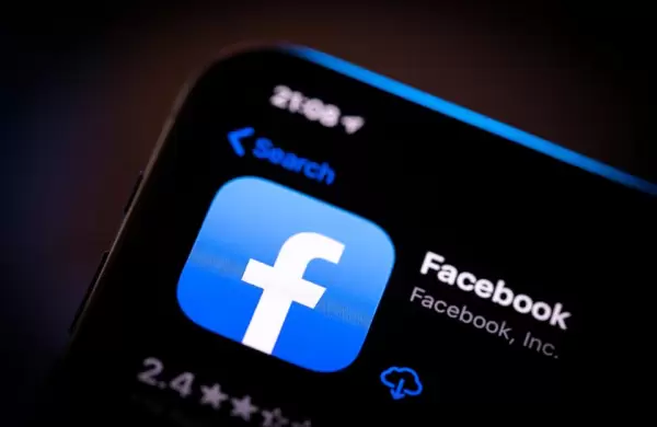 Facebook cierra la inversión más grande de su historia para asociarse con el hombre más rico de India