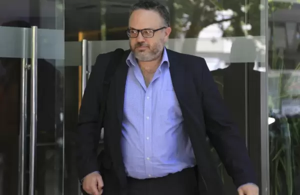 Kulfas: “El Estado va a depositar el 50% del salario al sector privado afectado por la cuarentena”