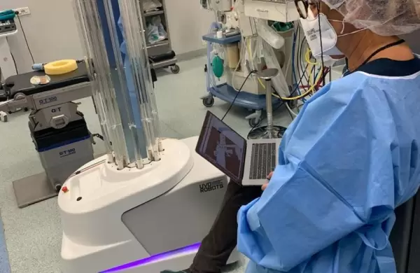 Robots desinfectantes, a la vanguardia en la lucha contra la pandemia