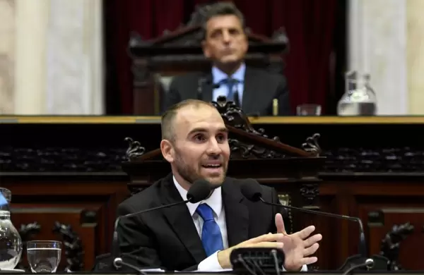 Guzmn, a favor del impuesto a las grandes fortunas y de proteger el capital de las empresas