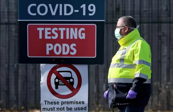 La diferencia de muertes por coronavirus entre Reino Unido e Irlanda divide a los expertos