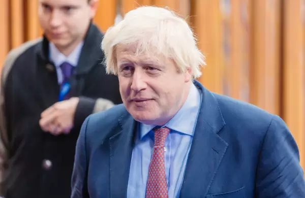 Mientras Reino Unido continúa en cuarentena, Boris Johnson ya dio negativo por coronavirus y fue dado de alta