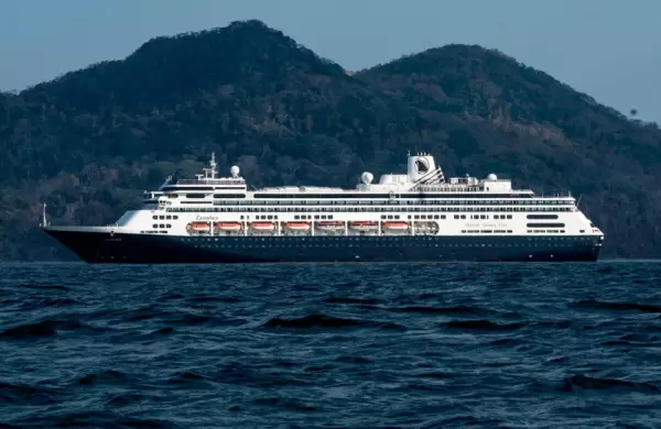 Cuatro muertos por coronavirus en un crucero que partió desde Argentina y no encuentra puerto