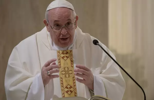 El Papa Francisco pidió a los empresarios que no despidan a sus empleados durante la pandemia