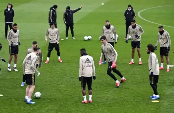 El Real Madrid pone en cuarentena a todo su plantel de fútbol por un contagio de coronavirus en básquet