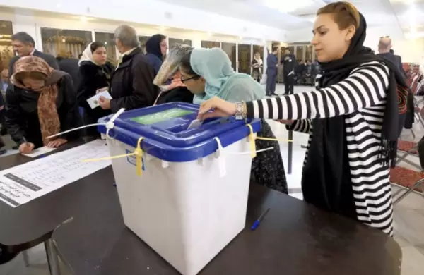 Irán elige diputados en elecciones marcadas por la tensión con EEUU