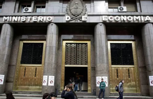 Tras la licitación “desierta”, el mercado financió al gobierno con $ 6.400 millones