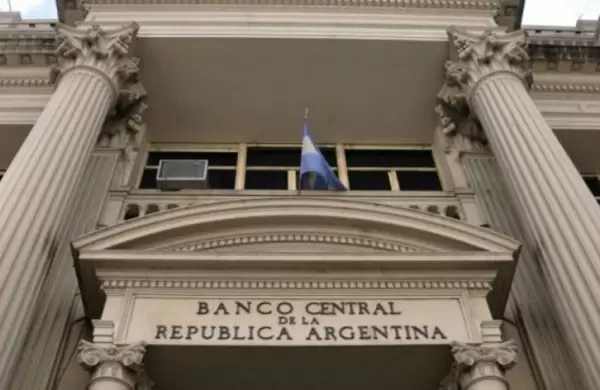 El informe del BCRA que revela que la inflación proyectada supera el 75%