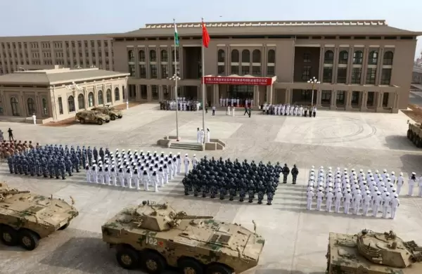 Según militares brasileños, China instalaría una base en Argentina y Francia, una república indígena en el Amazonas