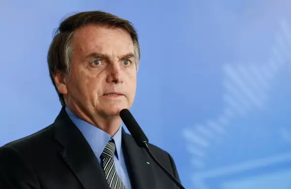 Bolsonaro critica la doble indemnización impuesta por el “gobierno socialista” de Argentina