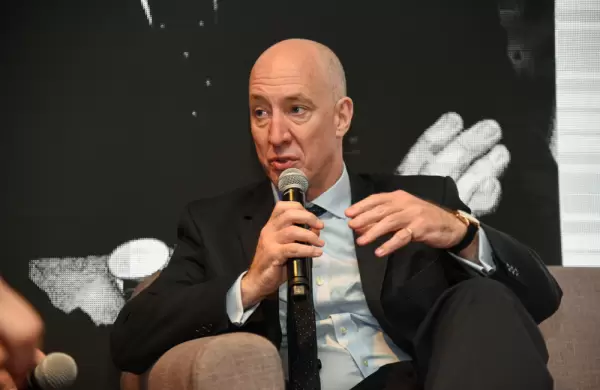 Mark Kent sobre el Brexit: "Nos estamos abriendo al mundo"