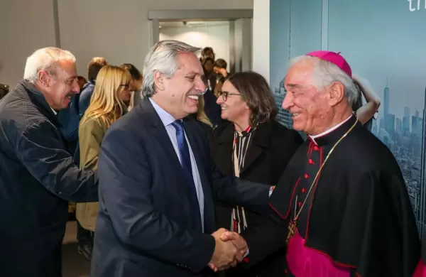 Alberto Fernández llegó a Roma donde mañana verá al presidente italiano y al Papa