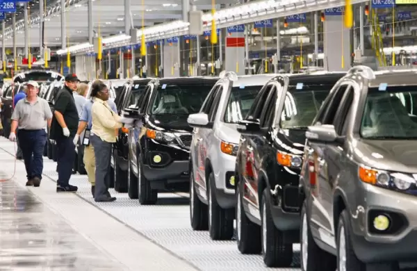 La producción de autos cayó 32% en 2019 y llegó a niveles de 2005