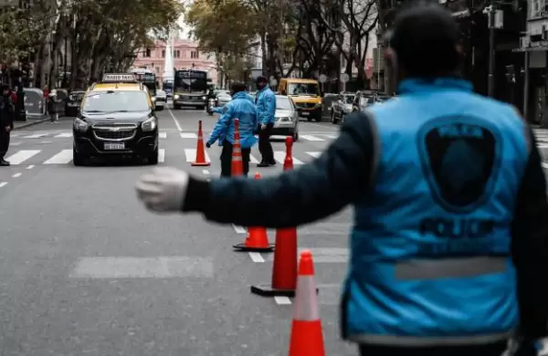 Desde mañana rigen los nuevos certificados de libre circulación: ya hay 5 millones de pedidos