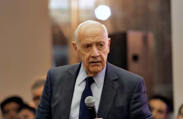 Lavagna, duro con el FMI: “Es hora de que emita menos opiniones y en cambio emita derechos especiales de giro”