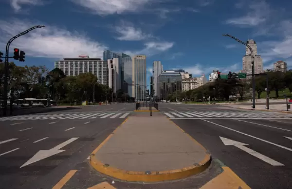 El desplome econmico de abril super al peor registro de la crisis del 2001: especialistas vaticinan cunto caer la economa argentina en el 2020