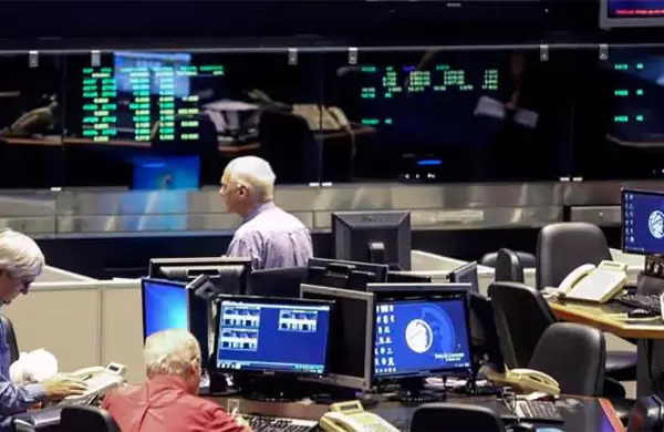 El Merval sube 7% y el riesgo pas cae a niveles pre COVID-19 por la nueva oferta de la deuda